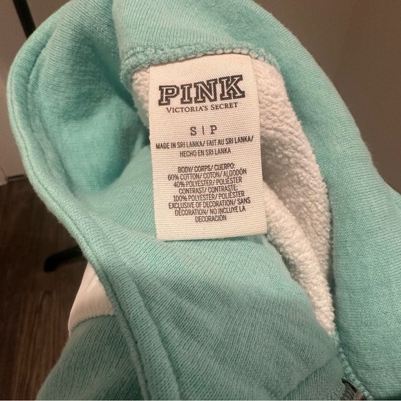 Pink Quarter Zip•Size Small‎ - Picture 5 of 5